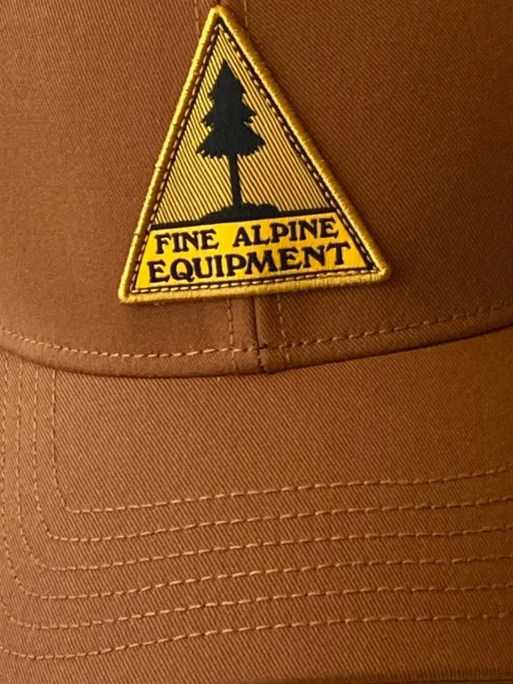 The North Face Graphic Mudder Trucker Hat Cap Snapback Burnt Umber NWT